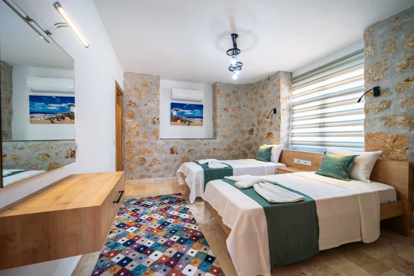 Kaş İslamlar'da Muhteşem Doğada, Özel Havuzlu, Çocuk Oyun Alanlı Villa