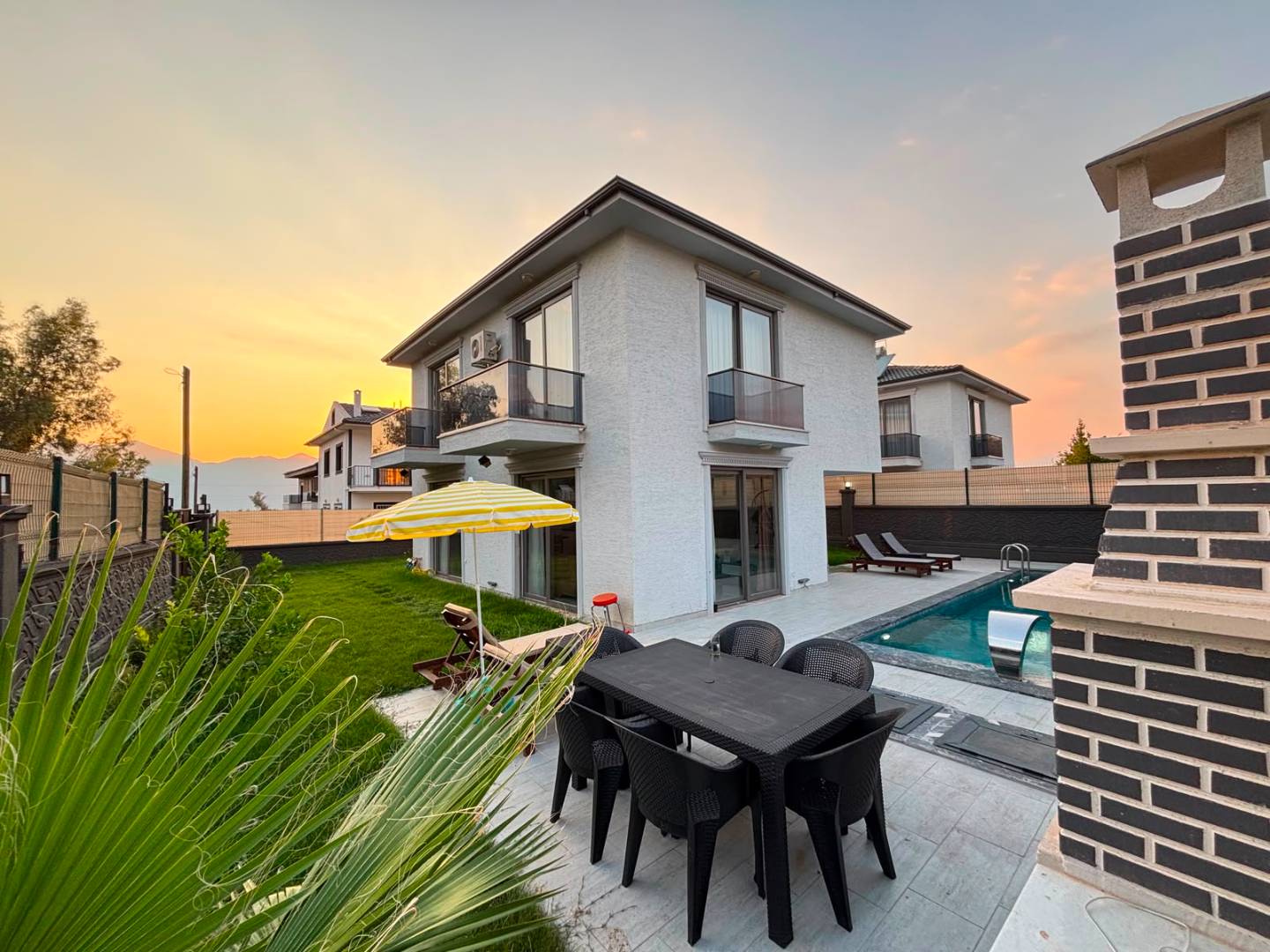 Seydikemer Kadıköy'de Doğanın Kalbinde, Özel Havuzlu, Modern Villa 46074 — 4