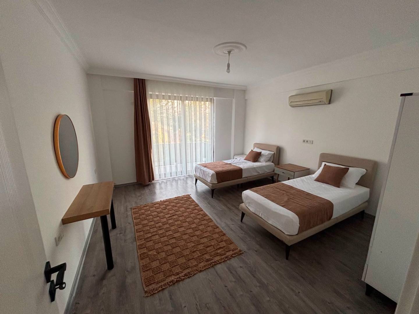 Seydikemer Kadıköy'de Doğanın Kalbinde, Özel Havuzlu, Modern Villa