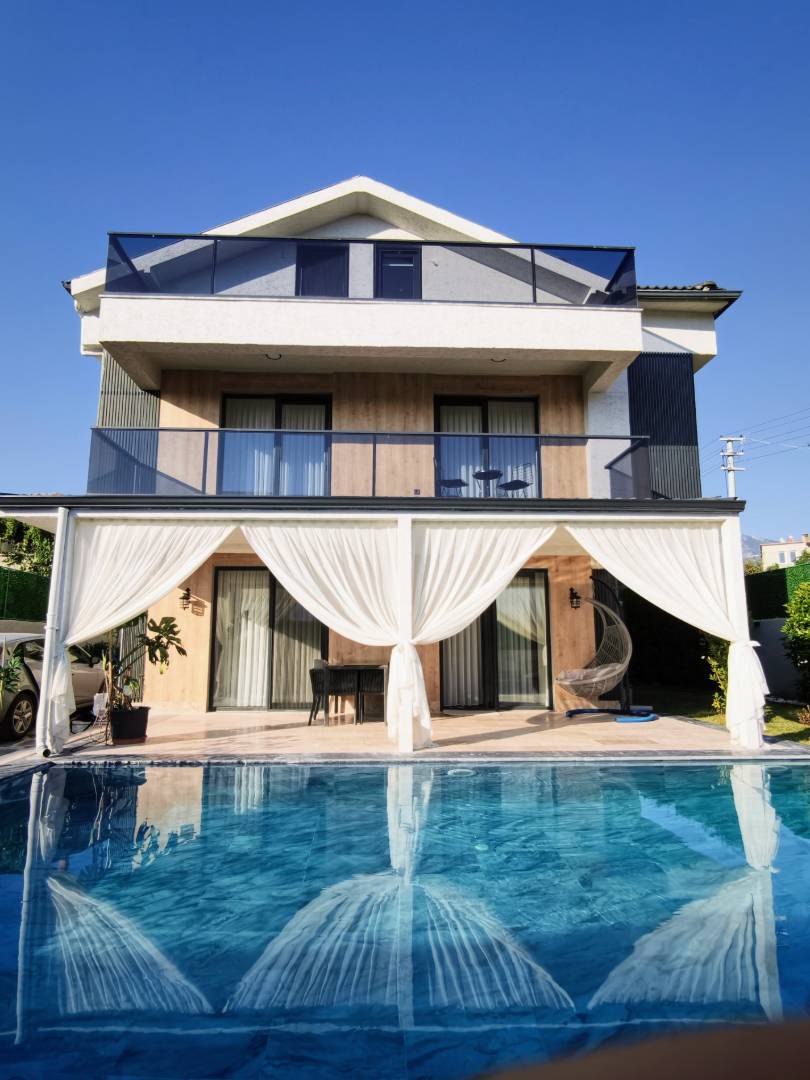 Seydikemer Gerişburnu'nda Geniş Aileler için Uygun, Özel Havuzlu, Modern Villa 46073 — 2
