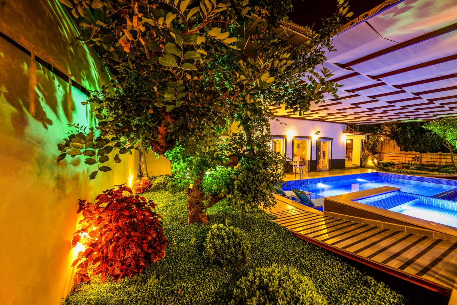 Kaş Bezirgan'da Balayı Çiftlerine Uygun, Özel Havuzlu, Kiralık Villa