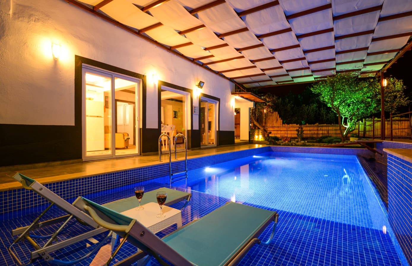Kaş Bezirgan'da Balayı Çiftlerine Uygun, Özel Havuzlu, Kiralık Villa