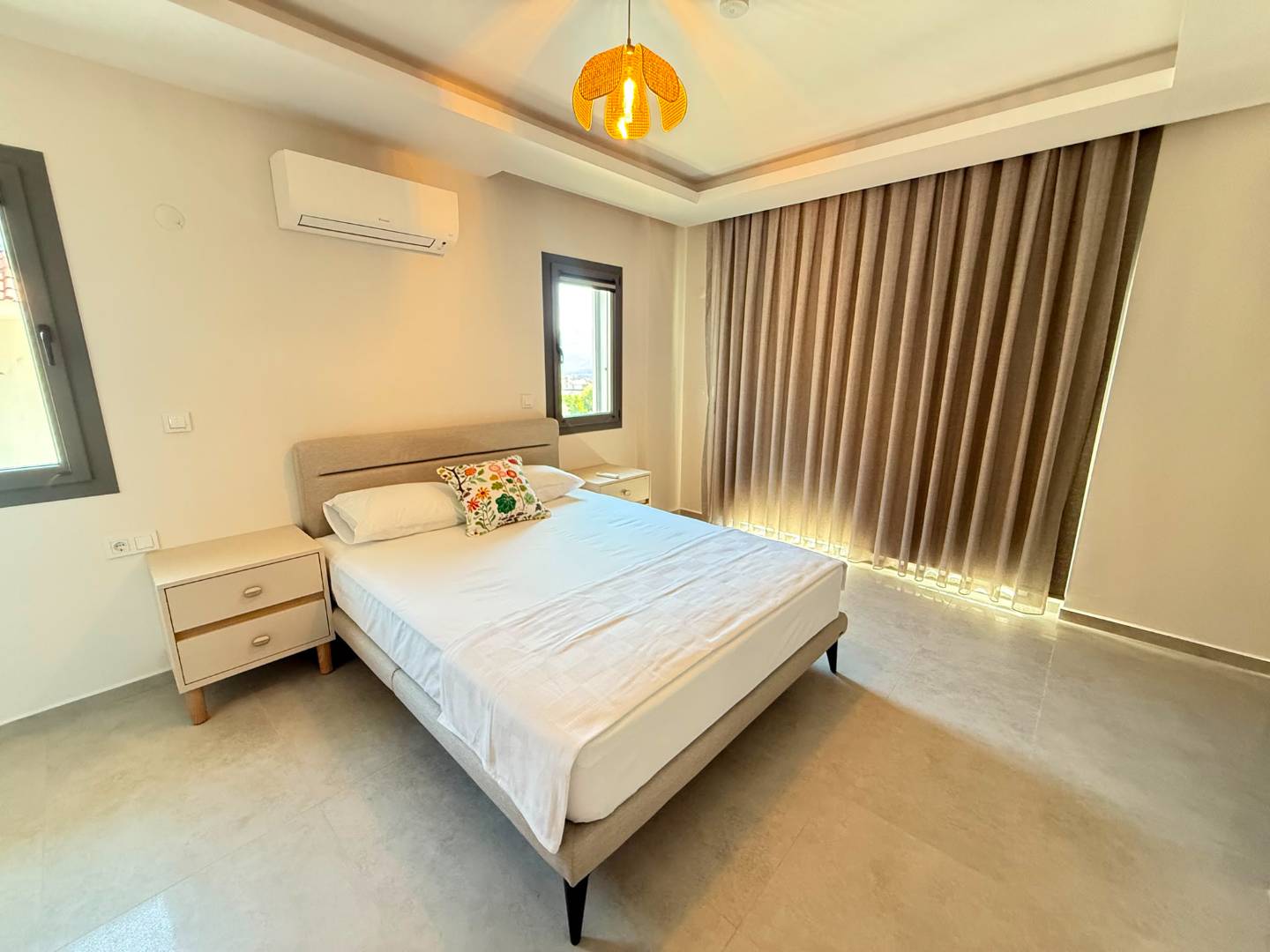 Fethiye Ölüdeniz'de Kalabalık Ailelere Uygun, Özel Havuzlu, 9 Kişilik Villa
