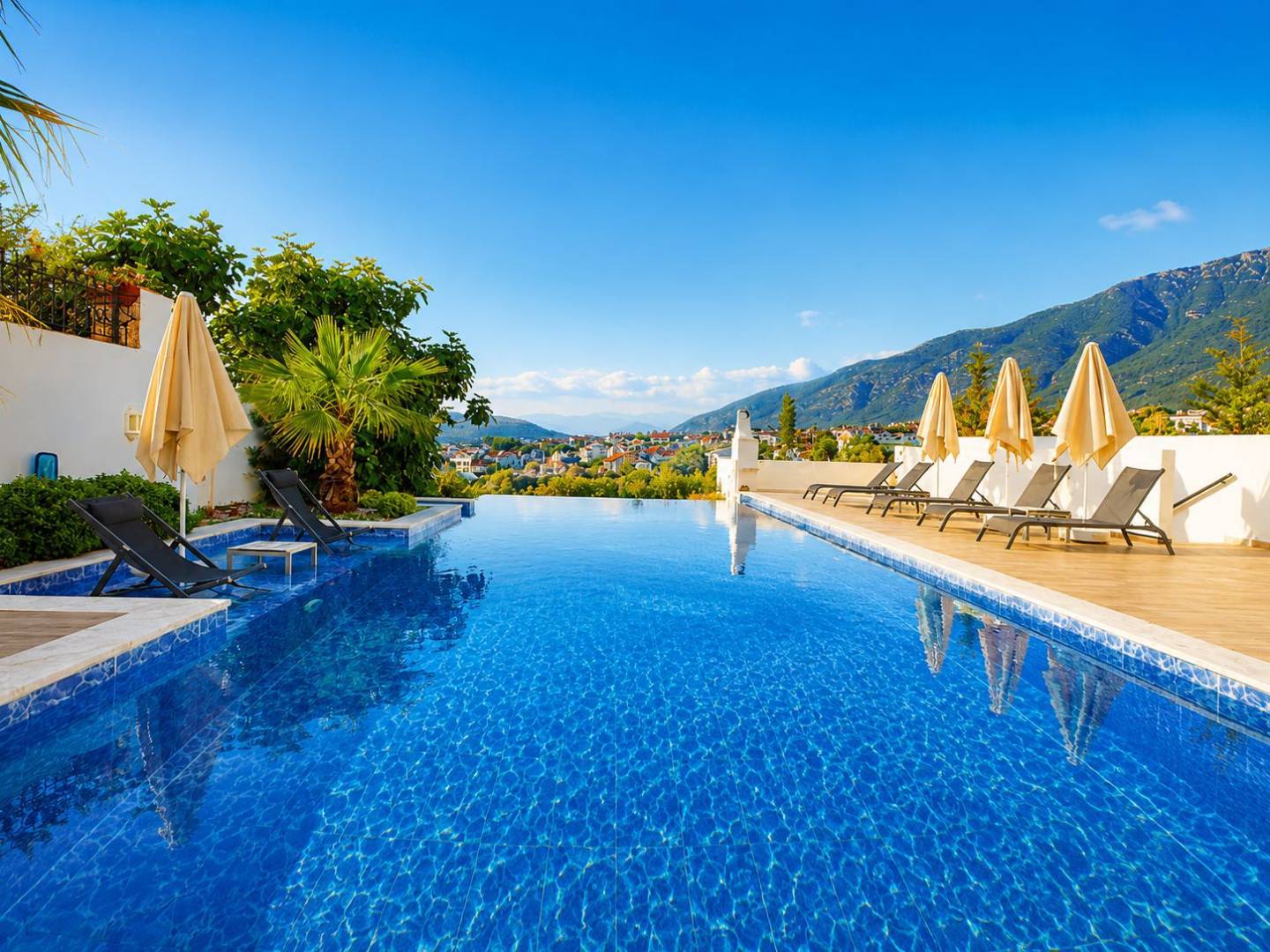 Fethiye Ölüdeniz'de Merkezi Konumda, Özel Havuzlu, Konforlu Villa 46014 — 2
