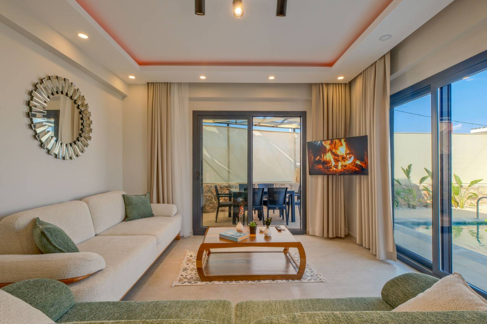 Fethiye Bozyer'de Doğa İle Baş Başa, Özel Havuzlu, 3+1 İkiz Villa
