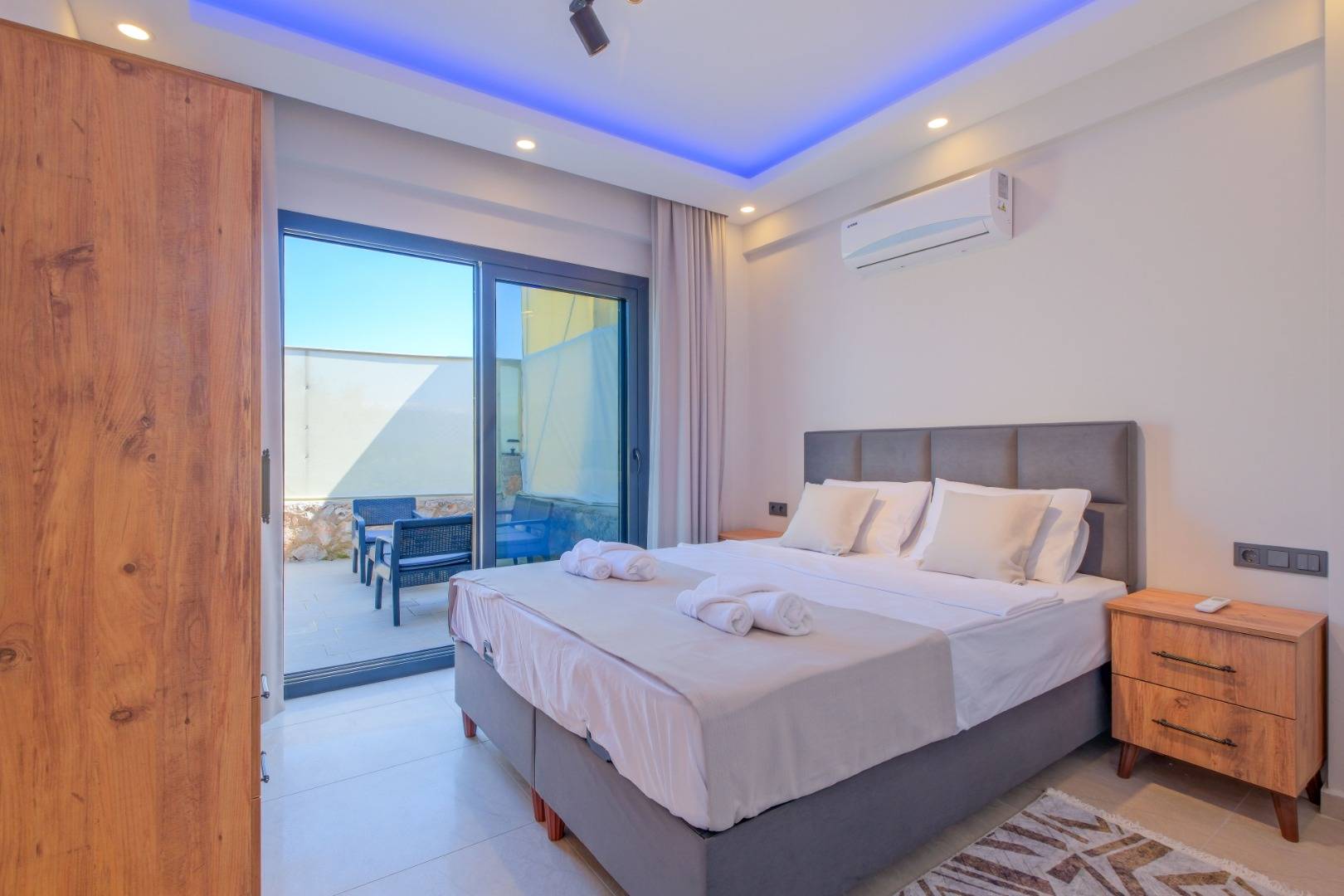 Fethiye Bozyer'de Doğa İle Baş Başa, Özel Havuzlu, 3+1 İkiz Villa