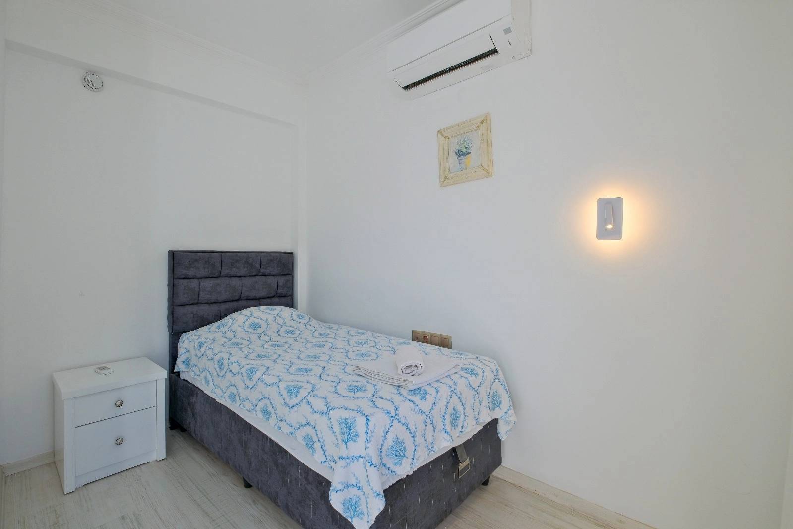 Fethiye Çiftlik'te Elverişli Konumda, Özel Havuzlu, Bahçeli Villa