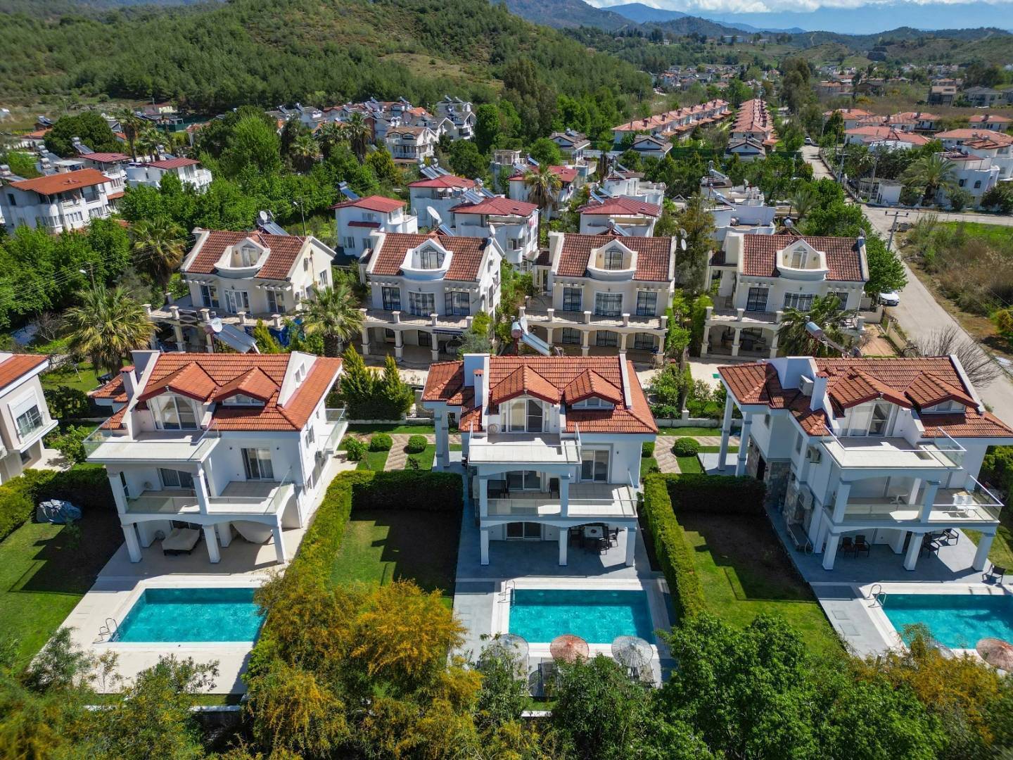 Fethiye Çiftlik'te Elverişli Konumda, Özel Havuzlu, Bahçeli Villa