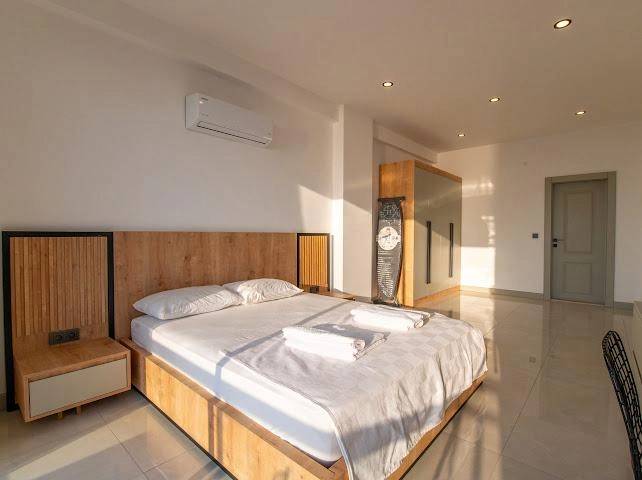 Fethiye Faralya'da Muhteşem Deniz Manzaralı, Özel Havuzlu, 4+1 Villa
