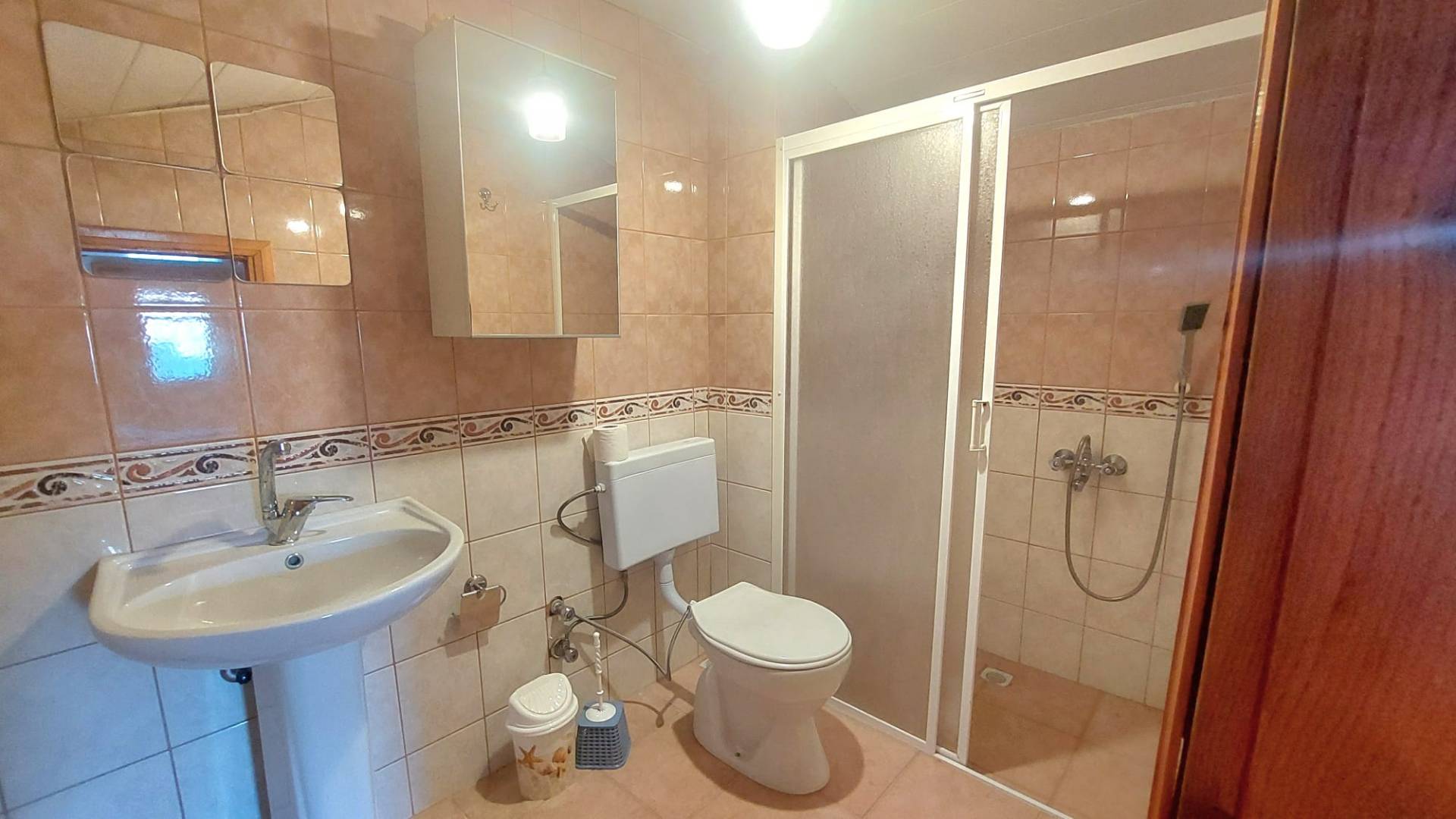 Fethiye Foça'da Merkezi Konumda, Özel Havuzlu, Konforlu Villa