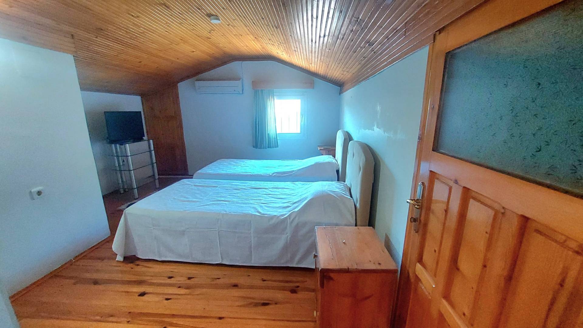 Fethiye Foça'da Merkezi Konumda, Özel Havuzlu, Konforlu Villa