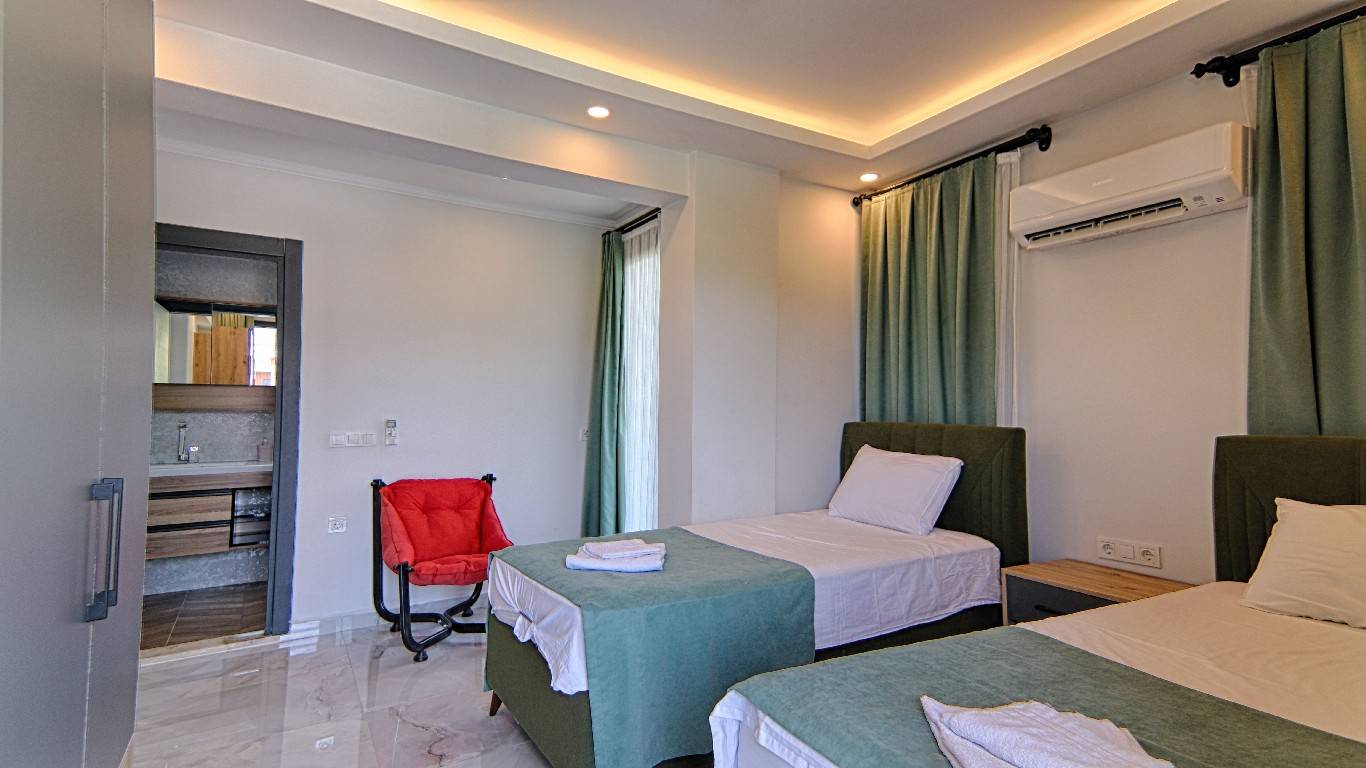 Fethiye Göcek'te Özel Havuzlu, Kalabalık Ailelere Uygun, Lüks Villa