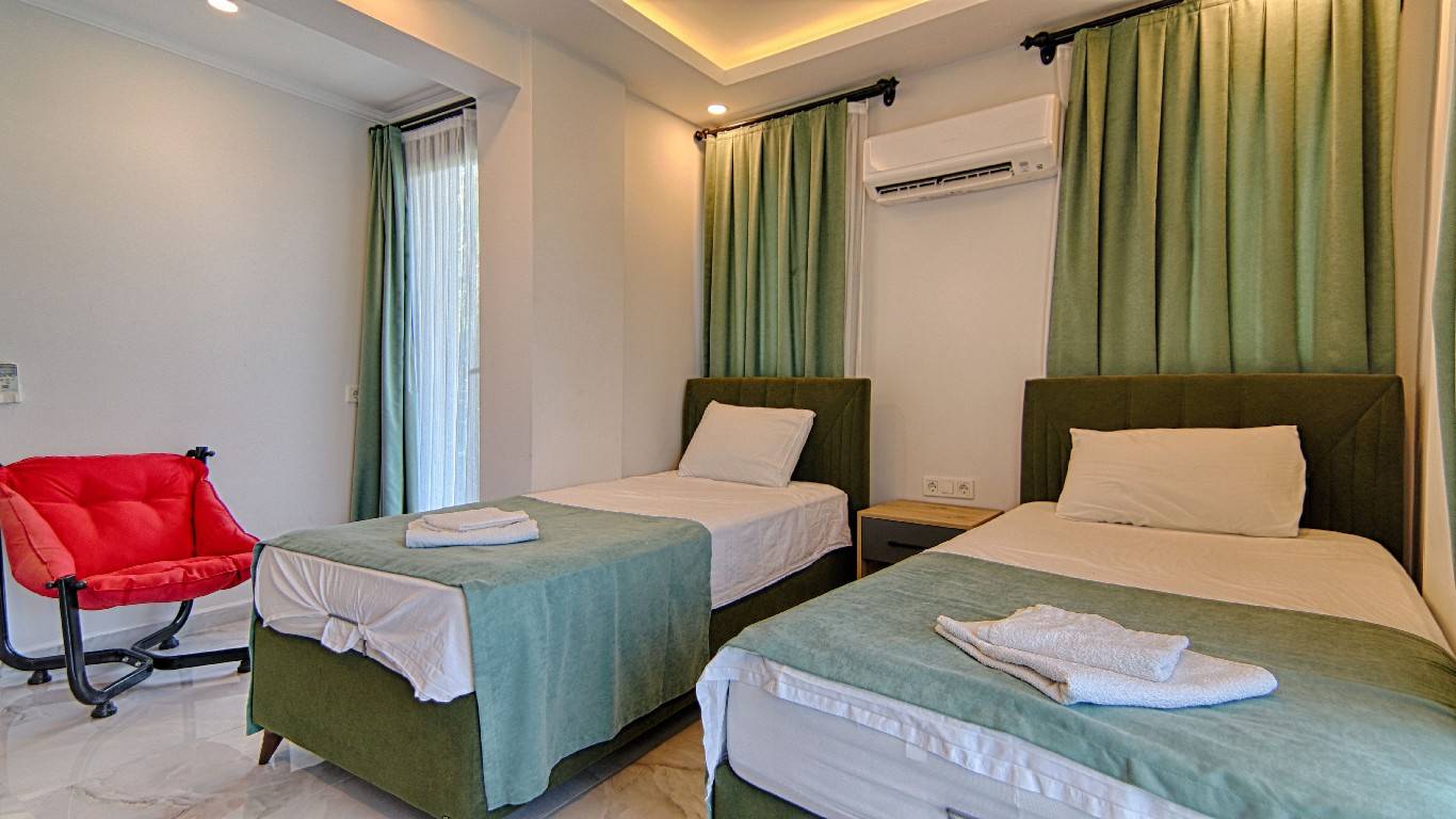 Fethiye Göcek'te Özel Havuzlu, Kalabalık Ailelere Uygun, Lüks Villa