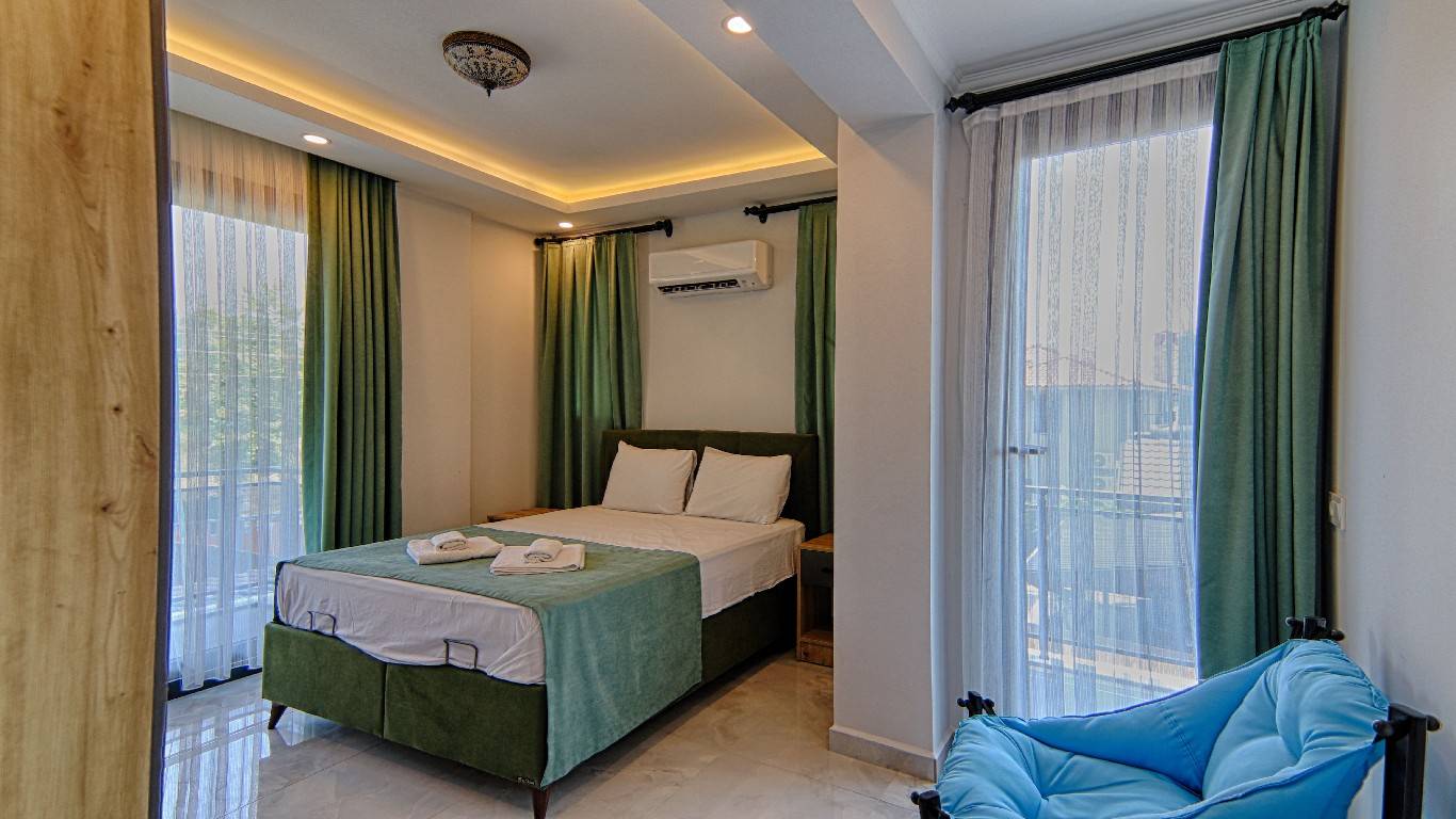Fethiye Göcek'te Özel Havuzlu, Kalabalık Ailelere Uygun, Lüks Villa