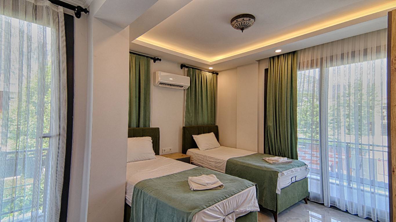 Fethiye Göcek'te Özel Havuzlu, Kalabalık Ailelere Uygun, Lüks Villa