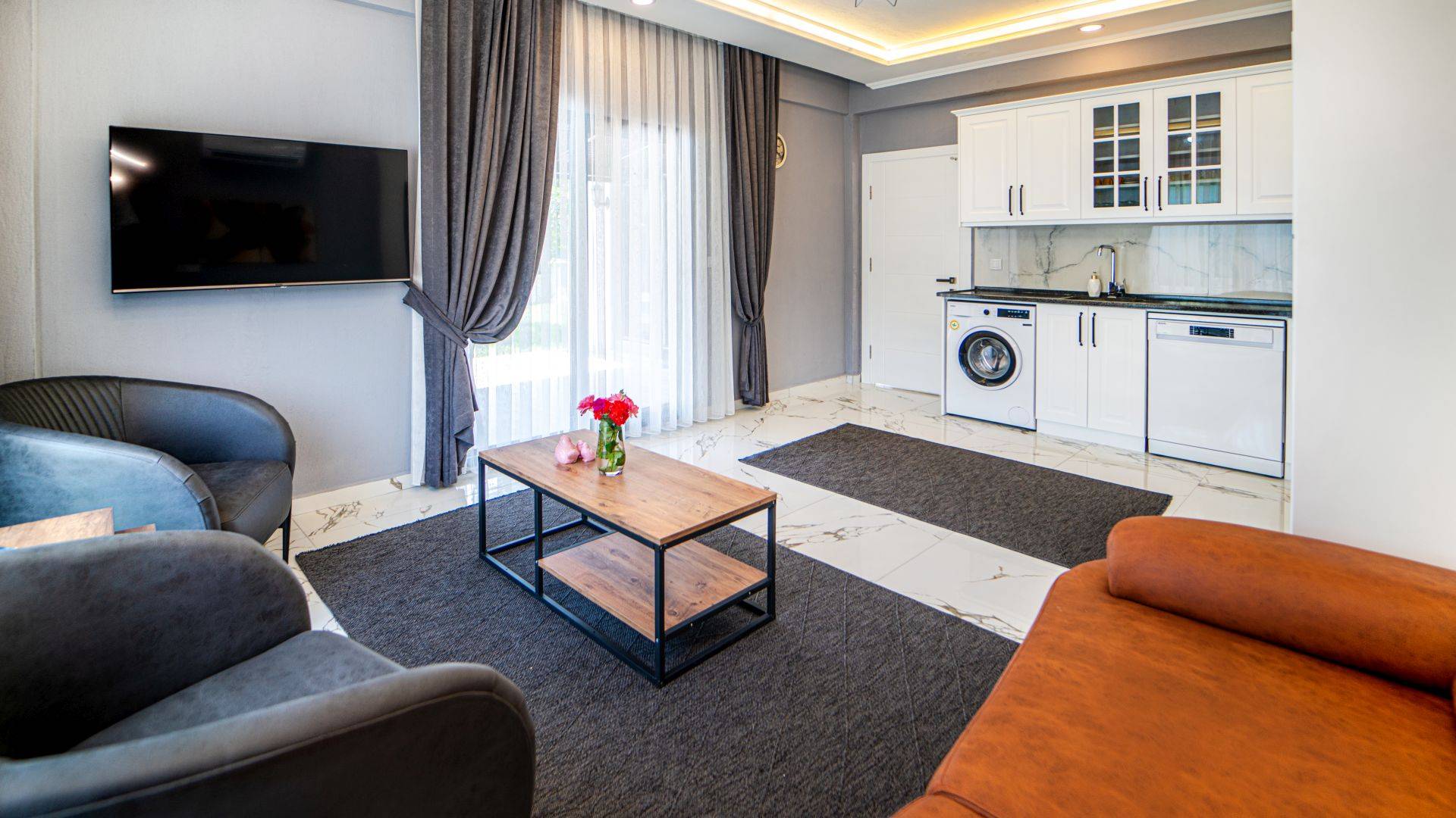 Fethiye İnlice'de Sakin Konumda, Özel Havuzlu, Modern Villa