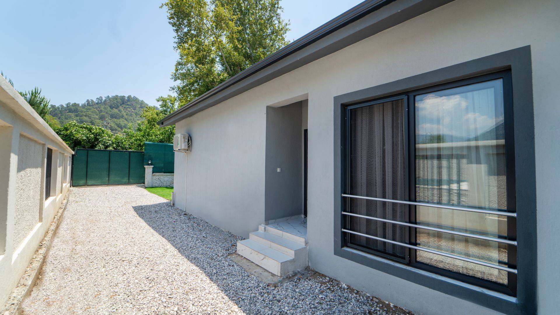 Fethiye İnlice'de Sakin Konumda, Özel Havuzlu, Modern Villa