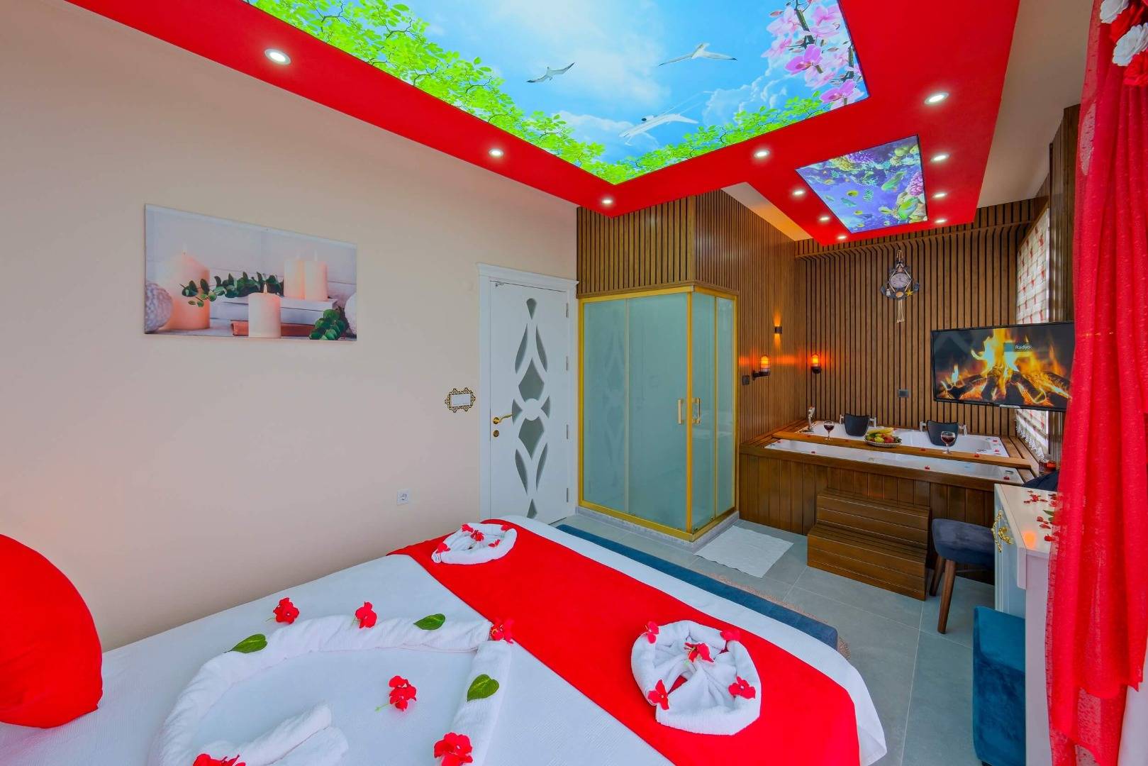Fethiye Karaçulha'da Doğa İçerisinde, Özel Havuzlu, Konforlu Villa