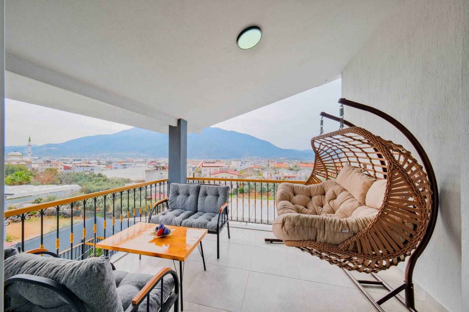 Fethiye Karaçulha'da Doğa İçerisinde, Özel Havuzlu, Konforlu Villa