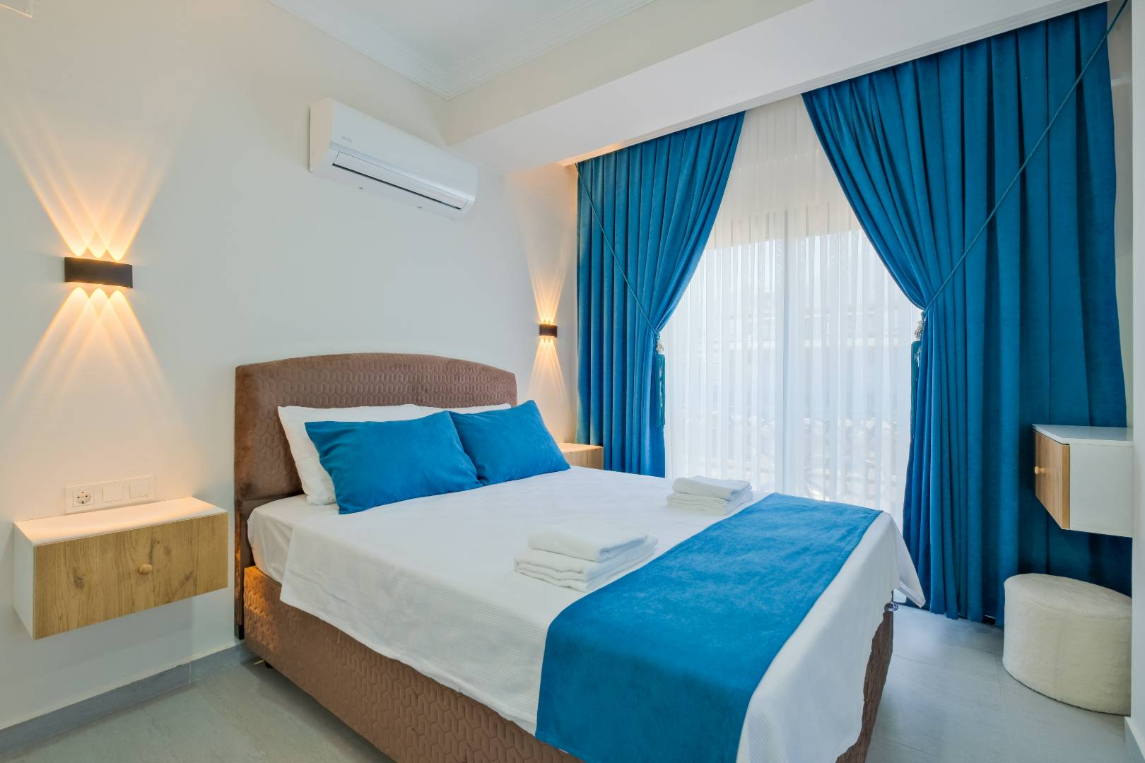 Fethiye Karaçulha'da Merkeze Yakın, Özel Havuzlu, İkiz Villa