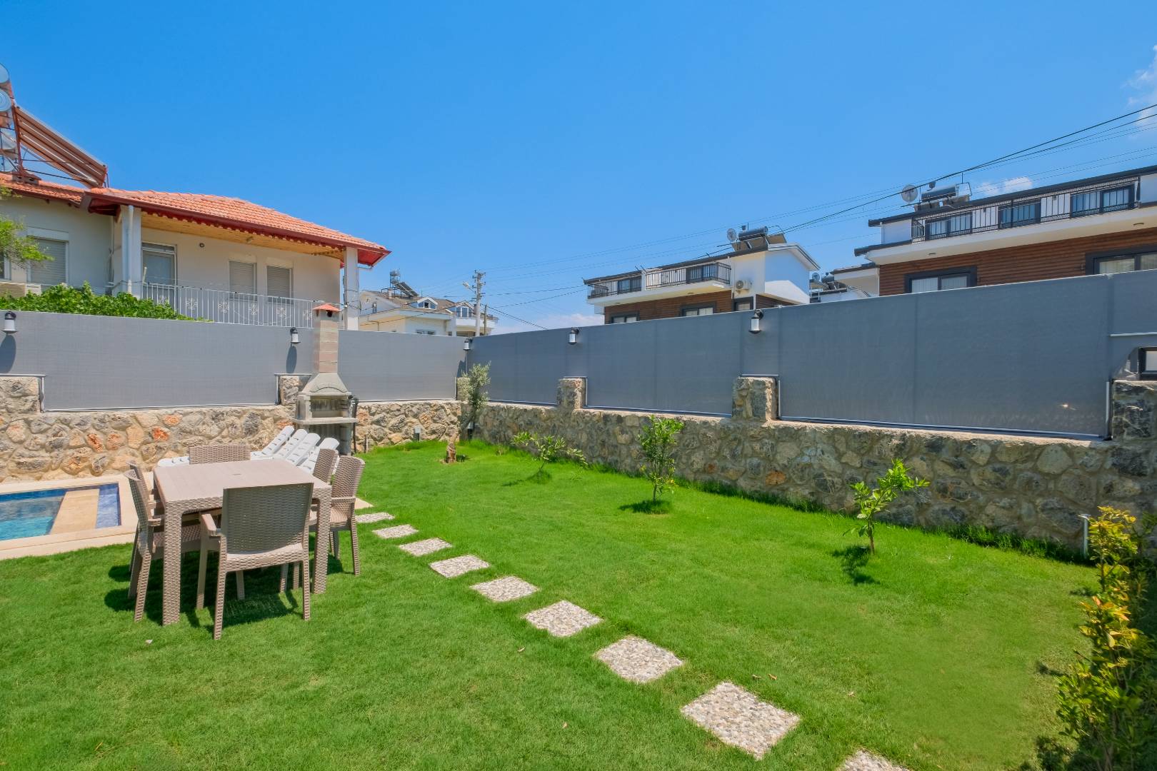 Fethiye Karaçulha'da Merkeze Yakın, Özel Havuzlu, İkiz Villa