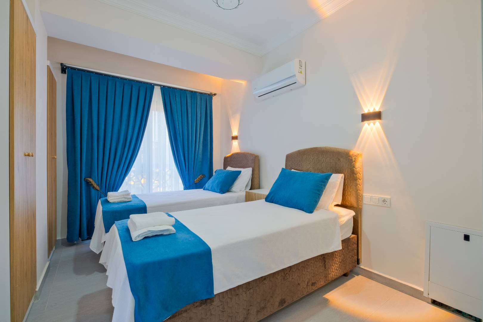 Fethiye Karaçulha'da Merkeze Yakın, Özel Havuzlu, İkiz Villa