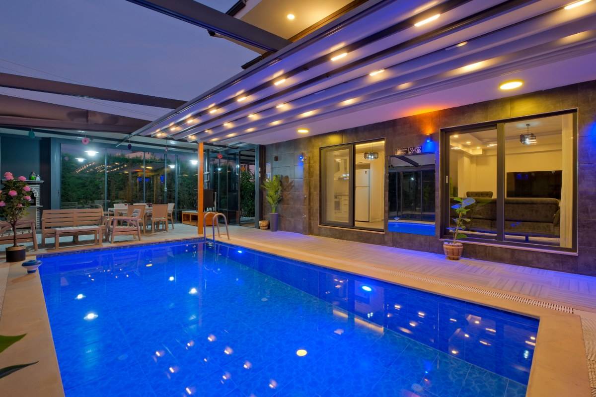 Fethiye Karaçulha'da Modern Tasarıma Sahip, Özel Havuzlu, Saunalı, Hamamlı Villa 45781 — 3