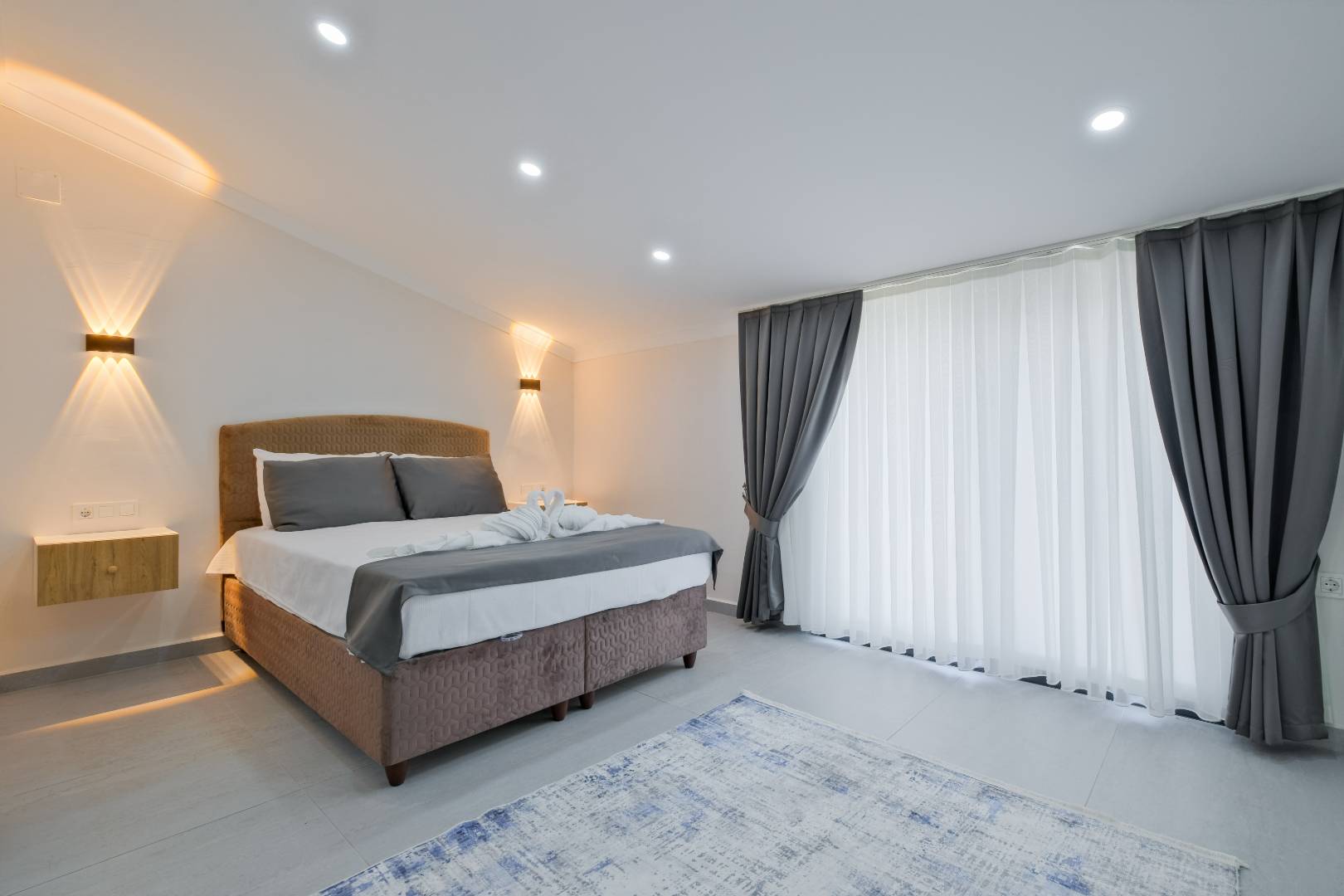 Fethiye Karaçulha'da Sakin Konumda, Özel Havuzlu, Geniş Villa