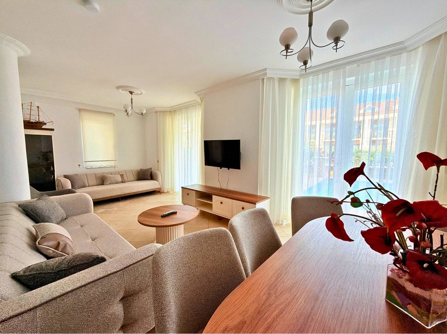 Fethiye Karagedik'te Denize Yakın, Özel Havuzlu, Konforlu Villa