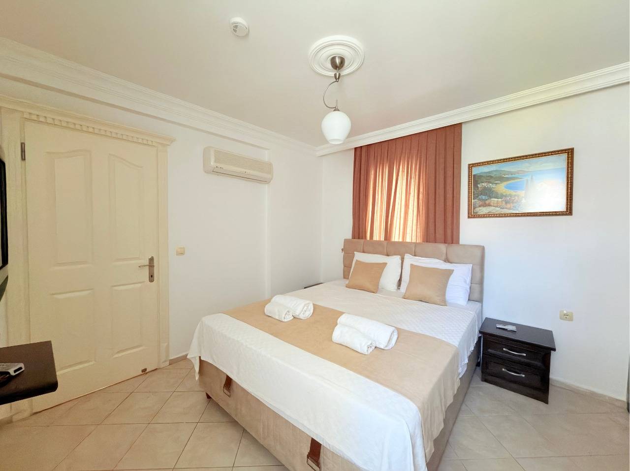 Fethiye Karagedik'te Modern Tasarımlı, Özel Havuzlu, Ferah Villa