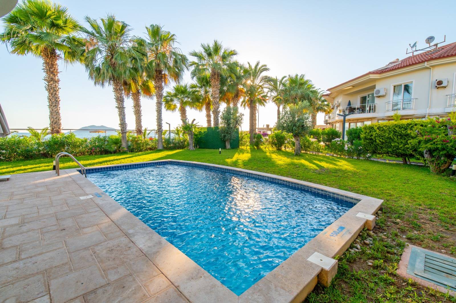 Fethiye Karagedik'te Site İçerisinde, Özel Havuzlu, 5+1 Villa 45720 — 3