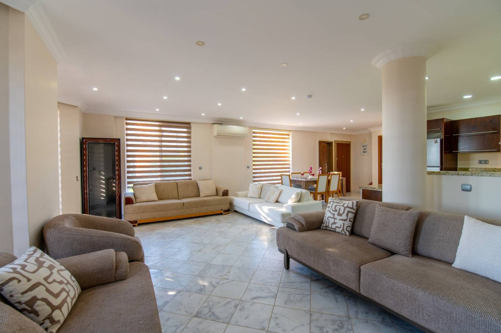 Fethiye Karagedik'te Site İçerisinde, Özel Havuzlu, 5+1 Villa