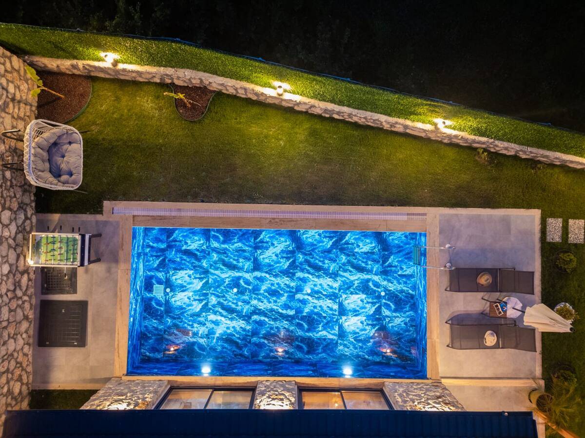 Fethiye Karakeçeliler'de Doğa İçerisinde, Özel Havuzlu, Balayı Villası