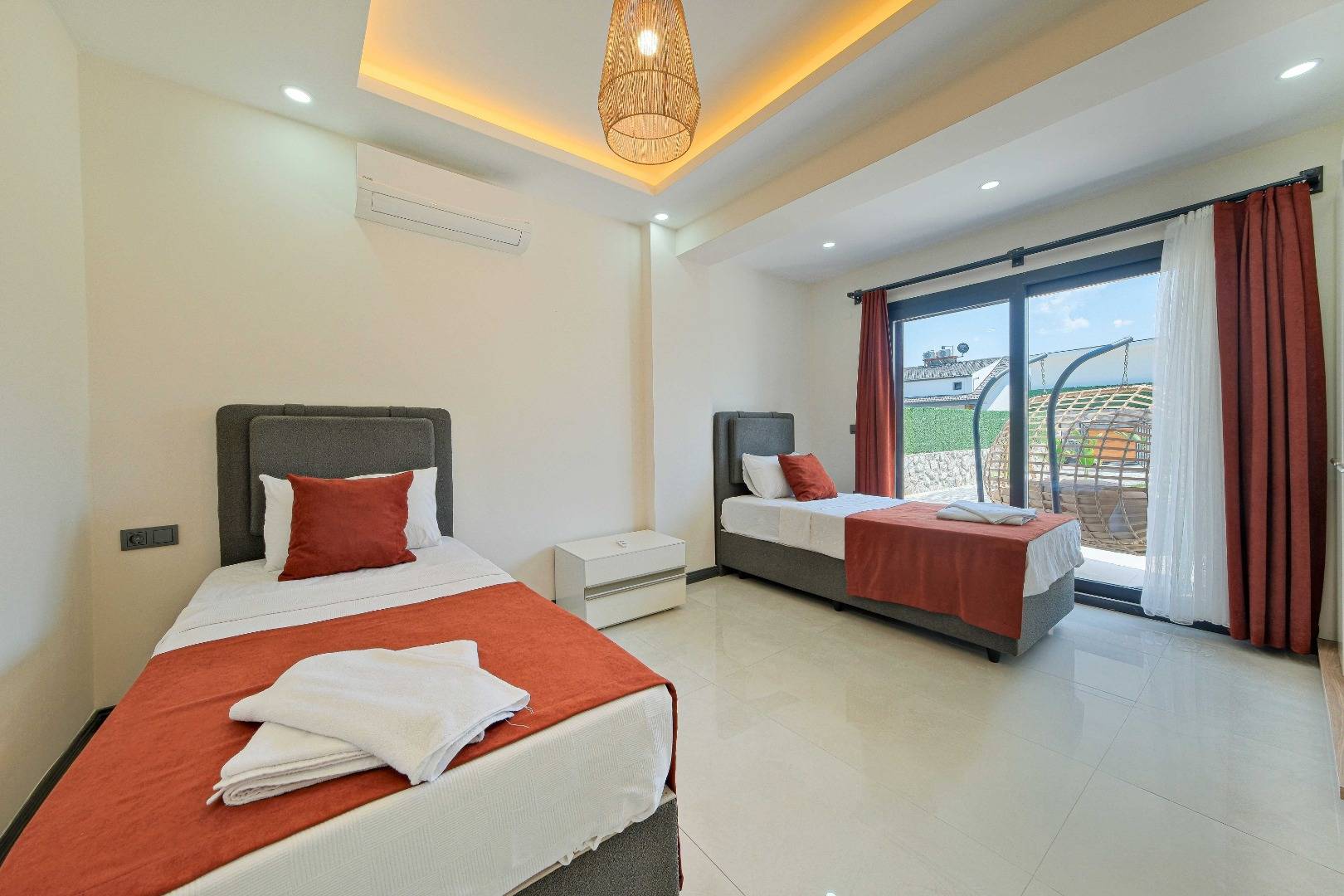 Fethiye Kargı'da Huzurlu Doğa İçerisinde, Özel Havuzlu, Saunalı Villa