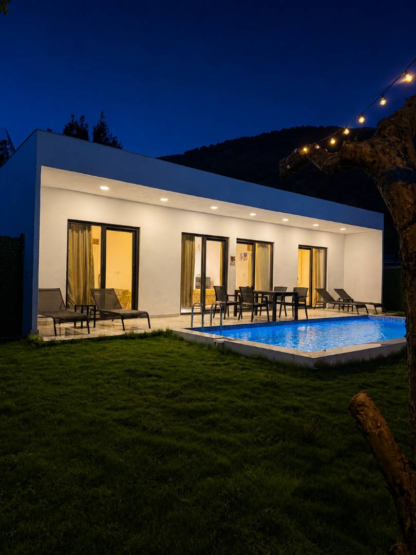 Fethiye Nif'te Şehirden Uzakta, Özel Havuzlu, Balayı Villası