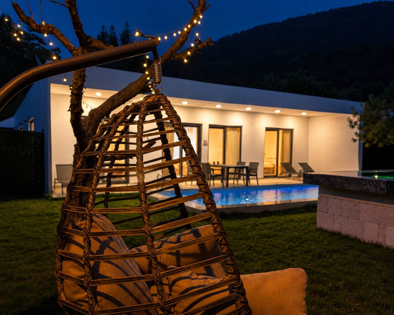 Fethiye Nif'te Şehirden Uzakta, Özel Havuzlu, Balayı Villası