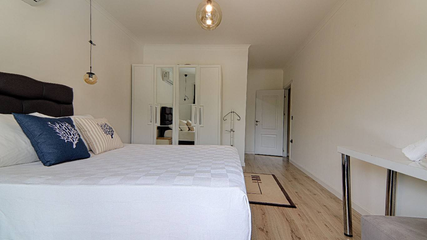 Fethiye Ölüdeniz'de Yemyeşil Bahçeli, Özel Havuzlu, 2+1 Villa