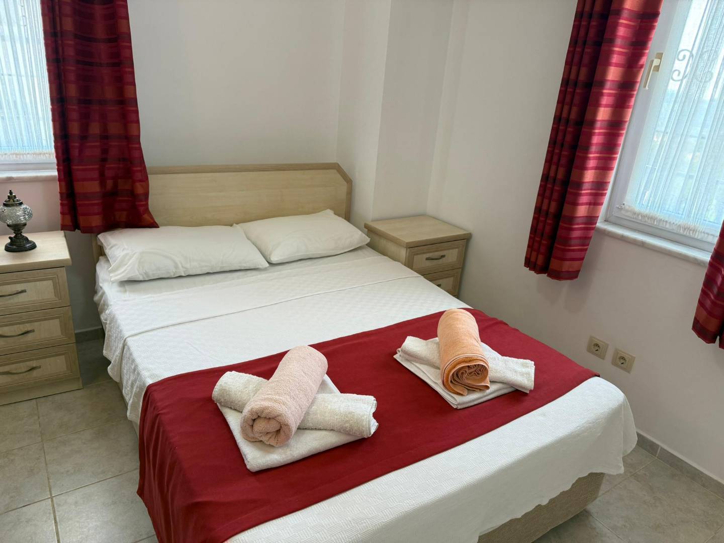 Fethiye Ölüdeniz'de 12 Kişilik, Özel Havuzlu, Barbekülü Villa