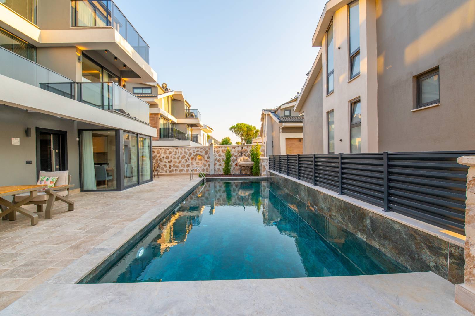 Fethiye Ölüdeniz'de Çocuklu Ailelere Uygun, Özel Havuzlu, Lüks Villa 46159 — 2