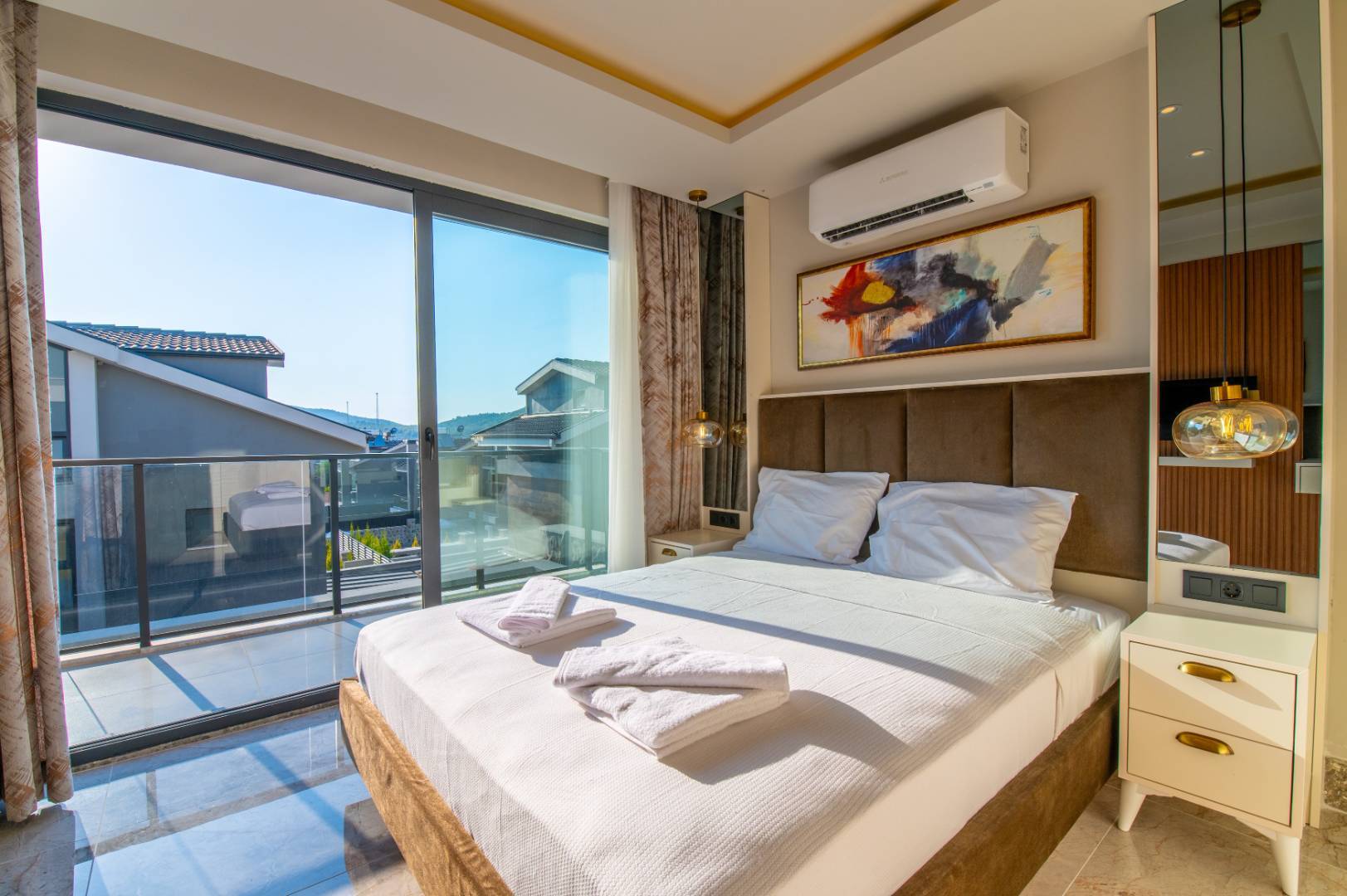 Fethiye Ölüdeniz'de Çocuklu Ailelere Uygun, Özel Havuzlu, Lüks Villa