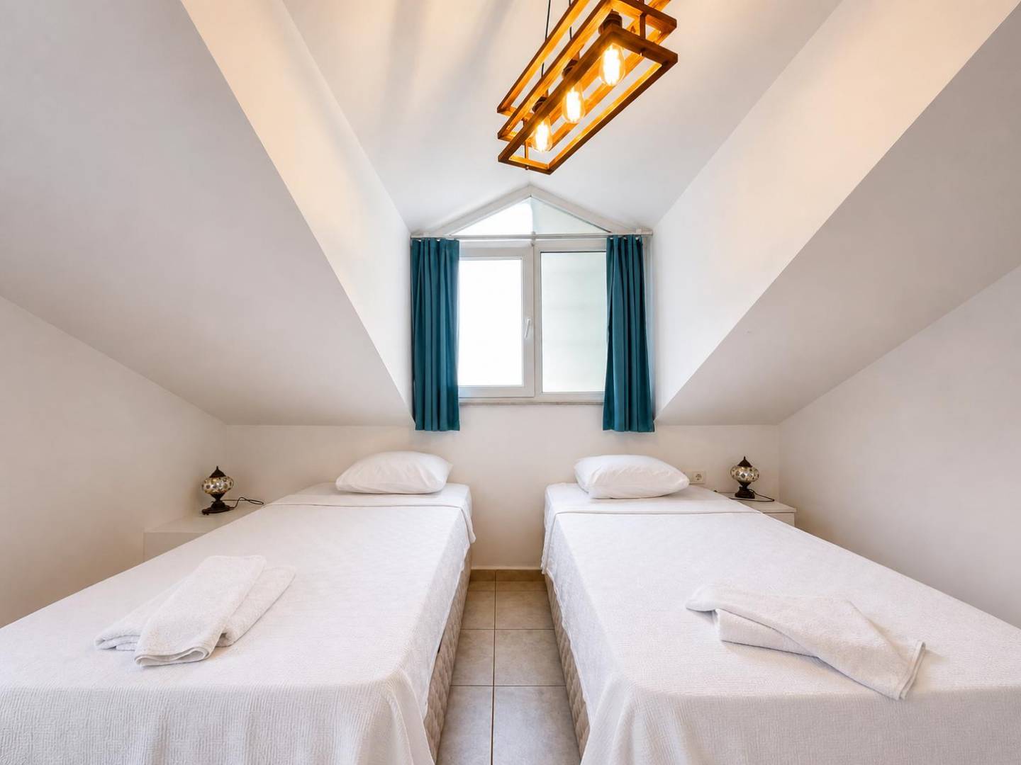Fethiye Ölüdeniz'de Doğa İle İç İçe, Özel Havuzlu, 4+1 Villa