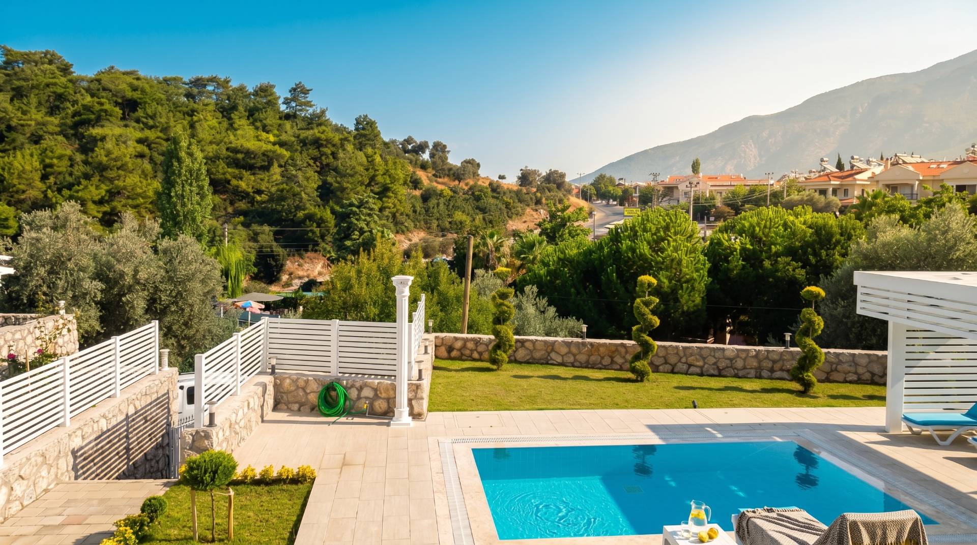 Fethiye Ölüdeniz'de Elverişli Konumda, Özel Havuzlu, Modern Villa 18000 - 4