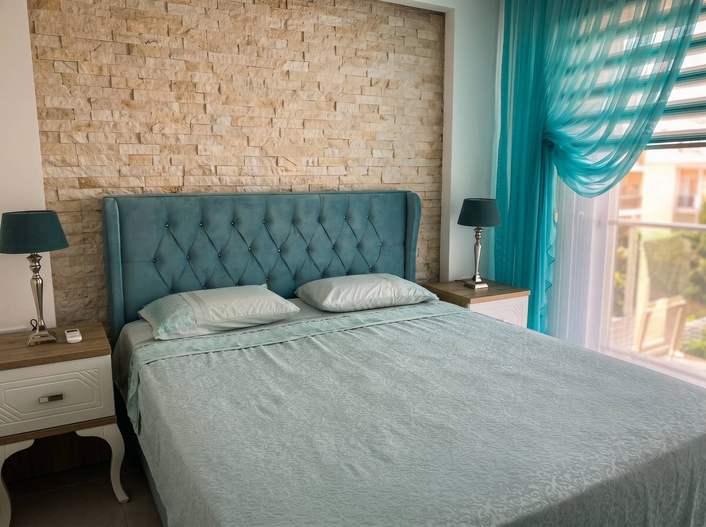 Fethiye Ölüdeniz'de Elverişli Konumda, Özel Havuzlu, Modern Villa