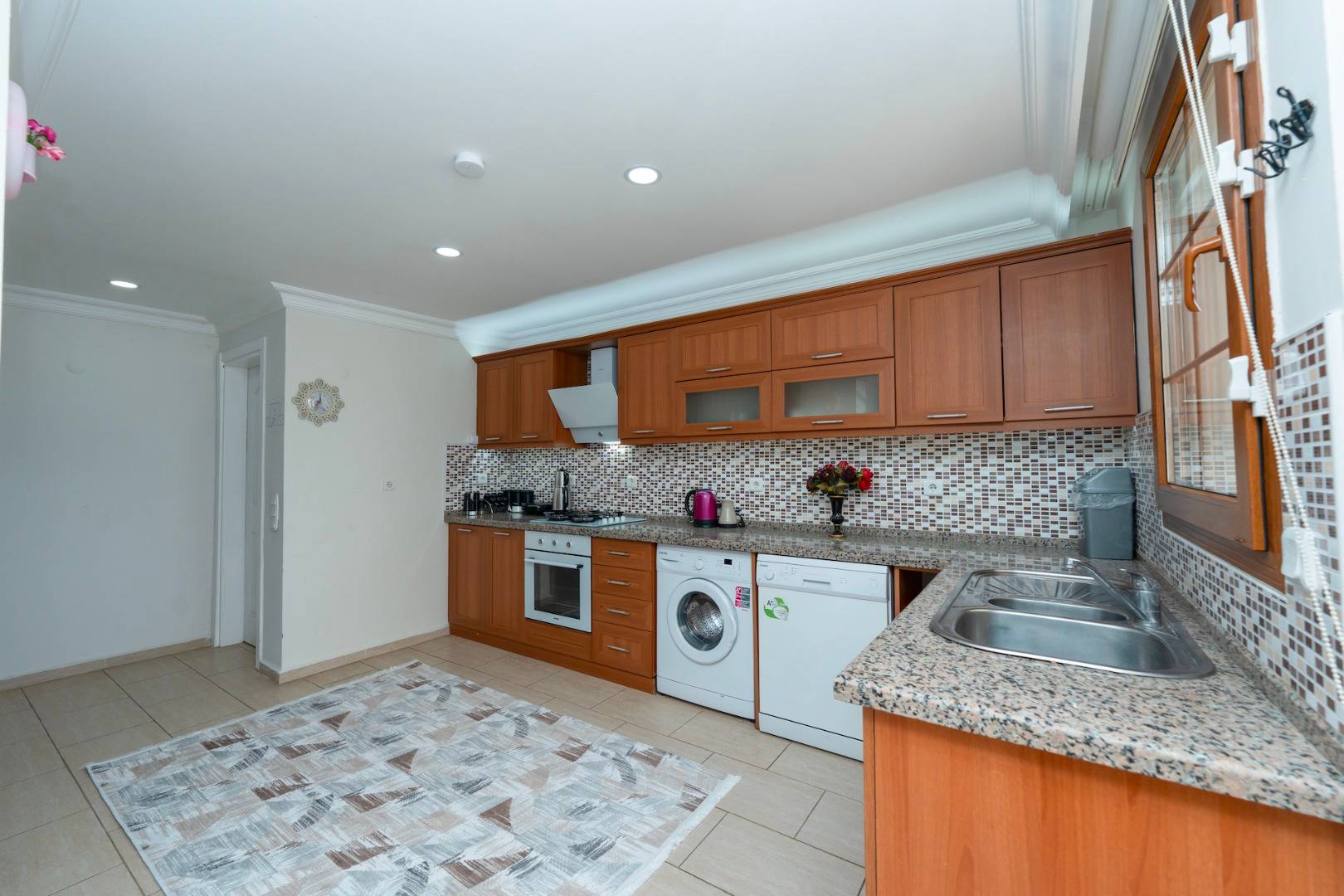 Fethiye Ölüdeniz'de Geniş Alanlara Sahip, Özel Havuzlu, Kiralık Villa 