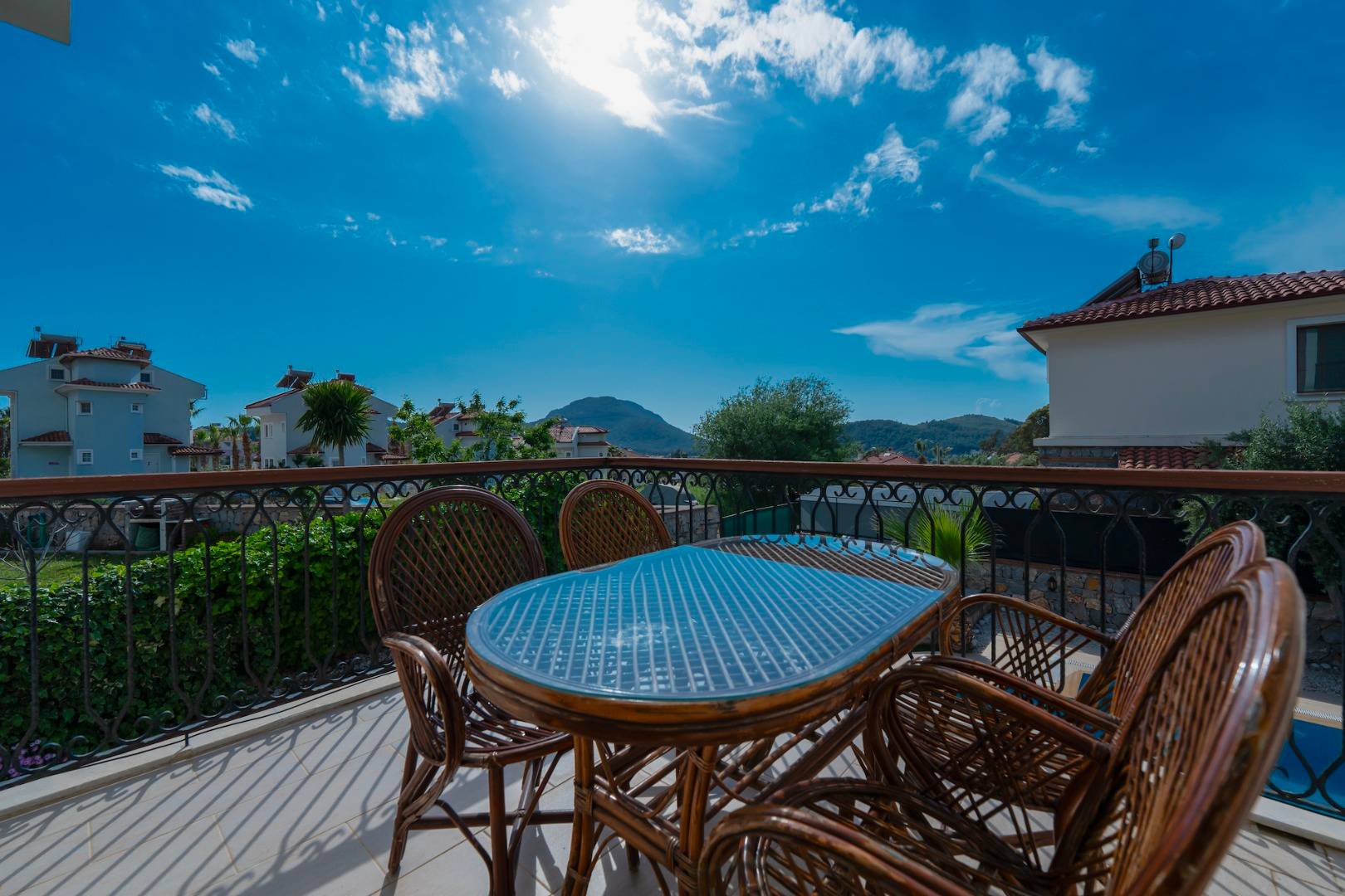 Fethiye Ölüdeniz'de Geniş Alanlara Sahip, Özel Havuzlu, Kiralık Villa 