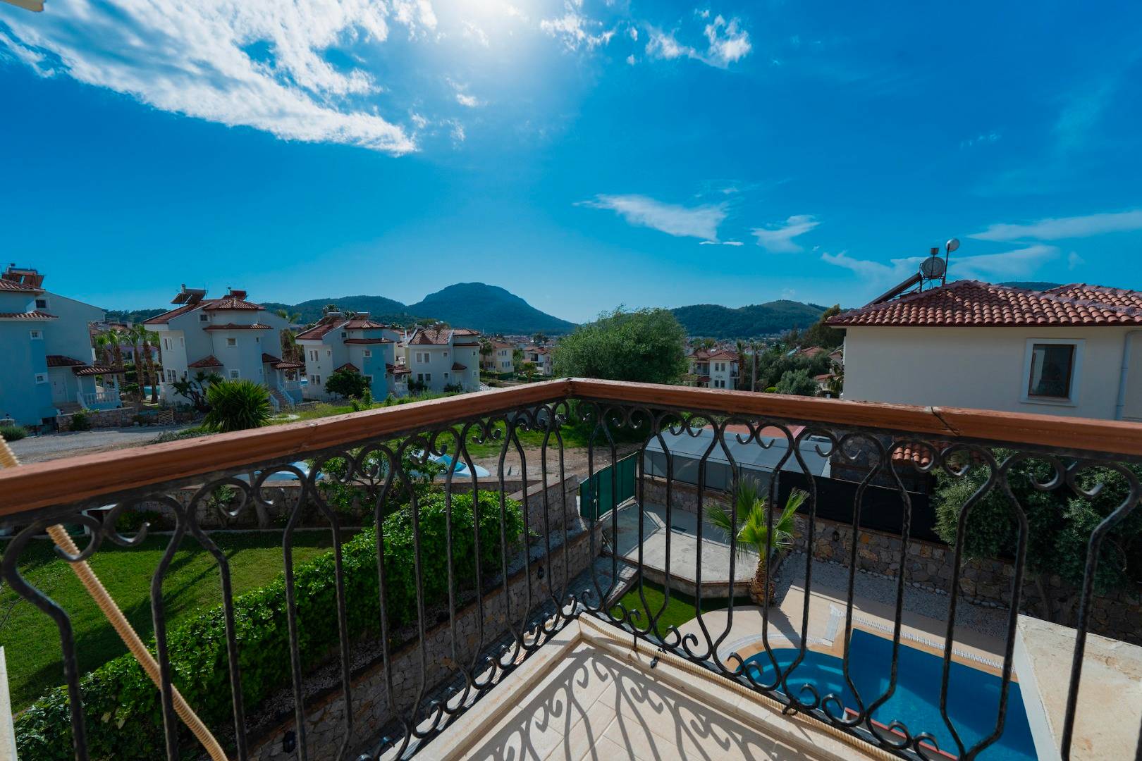 Fethiye Ölüdeniz'de Geniş Alanlara Sahip, Özel Havuzlu, Kiralık Villa 