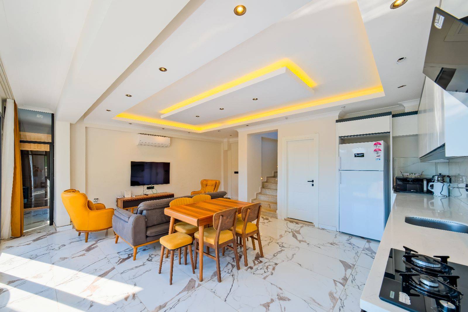 Fethiye Ölüdeniz'de Merkezi Konumda, Özel Havuzlu, Jakuzili Villa 45779 — 9