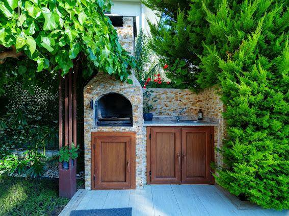 Fethiye Ölüdeniz'de Yemyeşil Bahçeli, Özel Havuzlu, Merkezi Villa