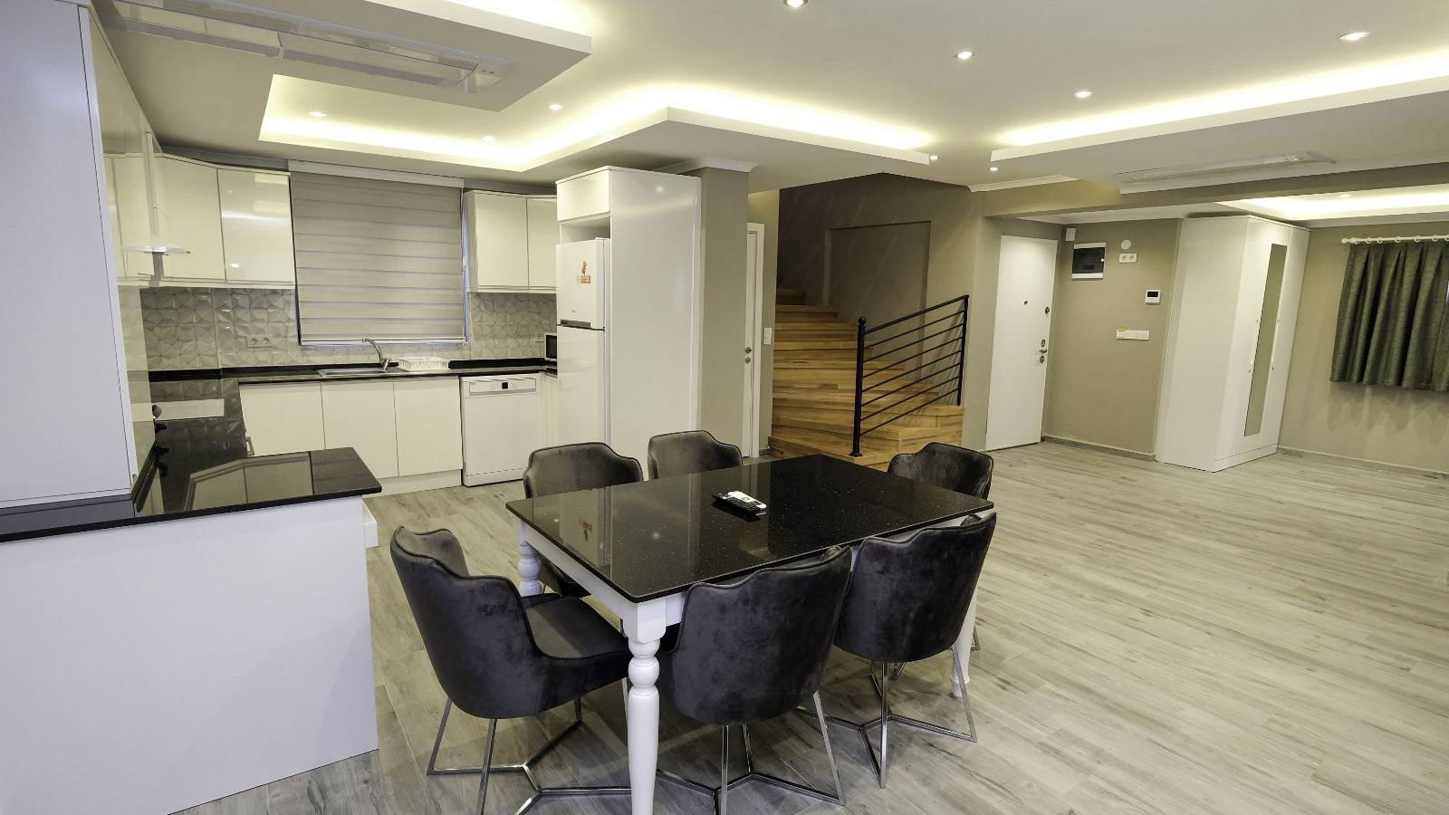 Fethiye Ölüdeniz'de Kalabalık Ailelere Uygun, Özel Havuzlu, 7 Kişilik Villa