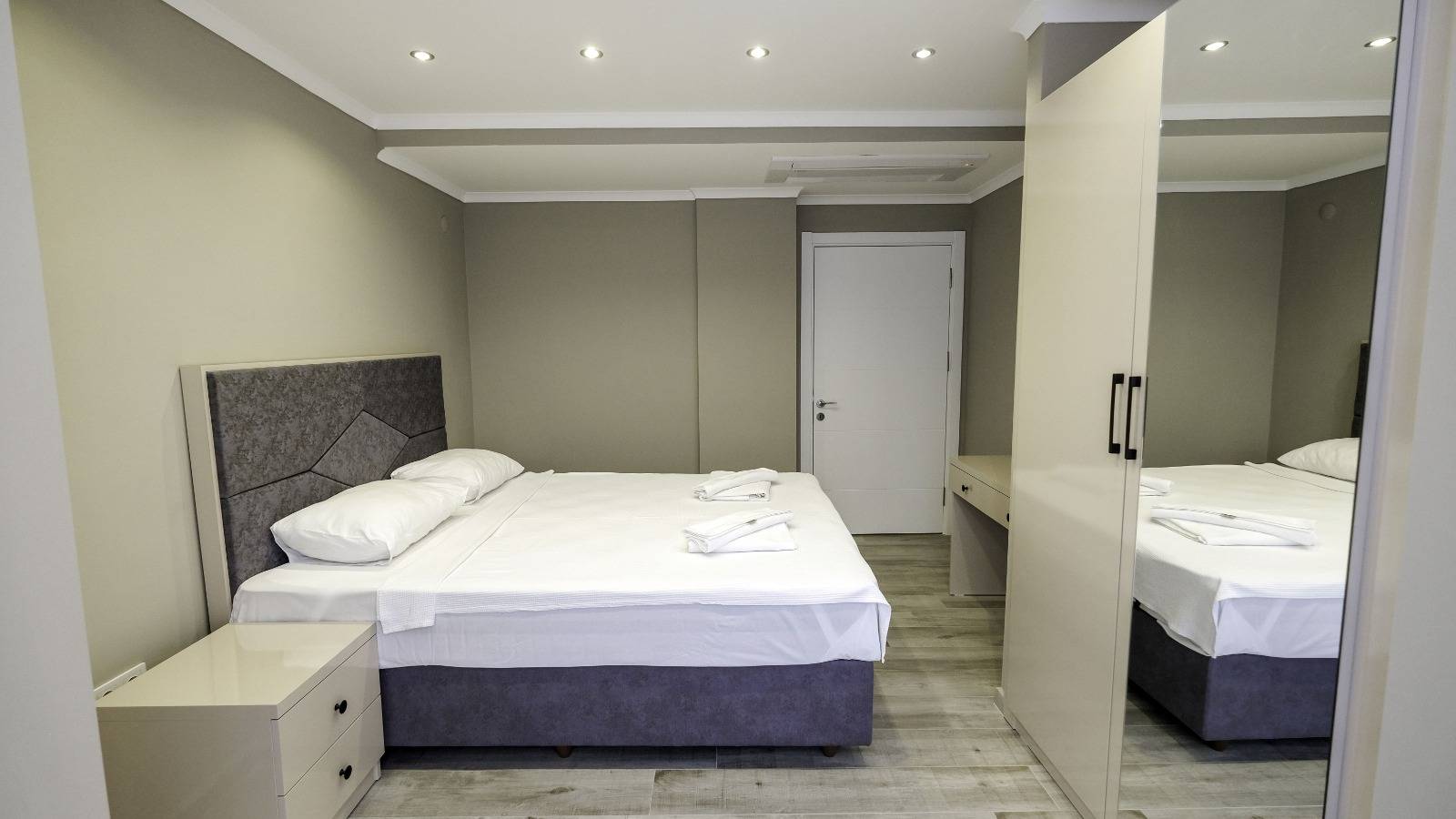 Fethiye Ölüdeniz'de Kalabalık Ailelere Uygun, Özel Havuzlu, 7 Kişilik Villa